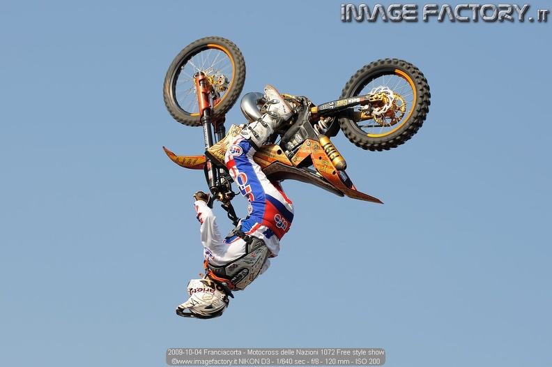 2009-10-04 Franciacorta - Motocross delle Nazioni 1072 Free style show.jpg